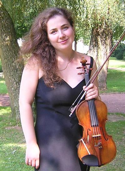 Die russische Geigerin Lisy Shnayder war die Solistin der Urauffhrung des Violinkonzerts von Herzogenberg am 1. Mai 2008